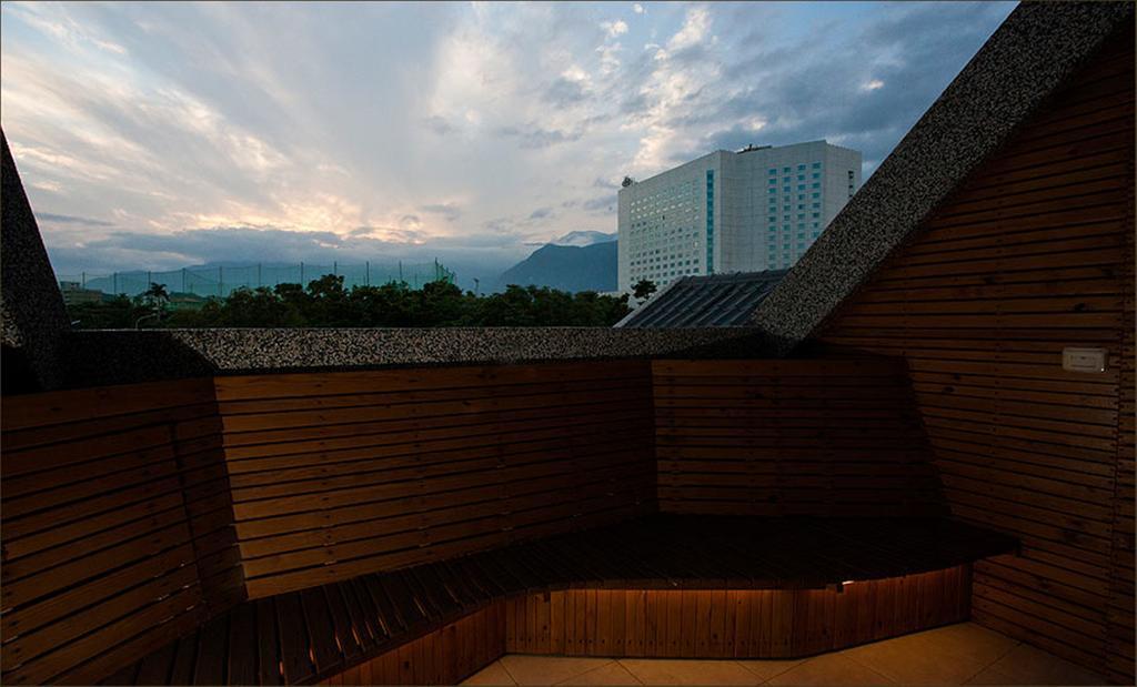 Bed and Breakfast Pisces06 à Hualien Extérieur photo